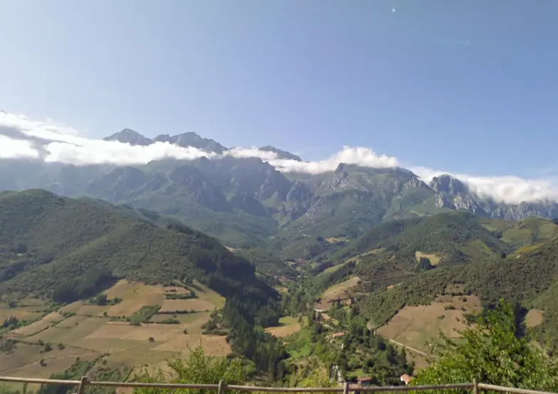 Li&eacute;bana