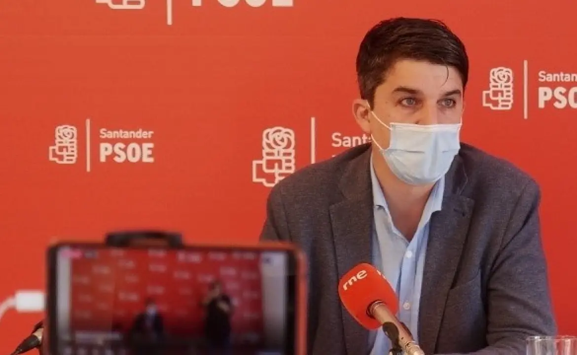 El portavoz del PSOE de Santander, Daniel Fern&aacute;ndez.