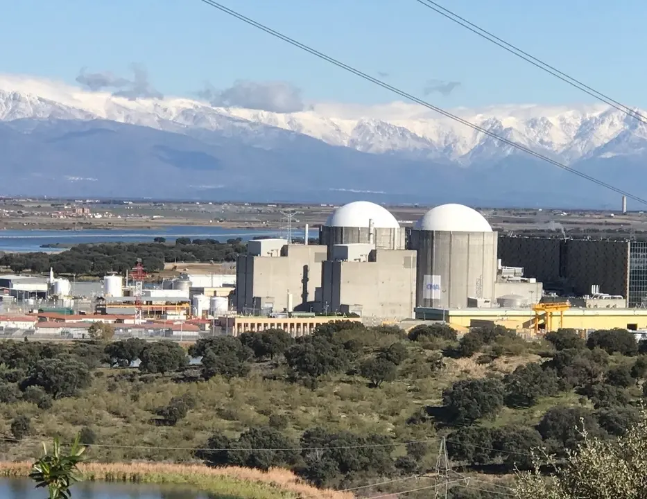 Archivo - Vista de la central nuclear de Almaraz (C&aacute;ceres).