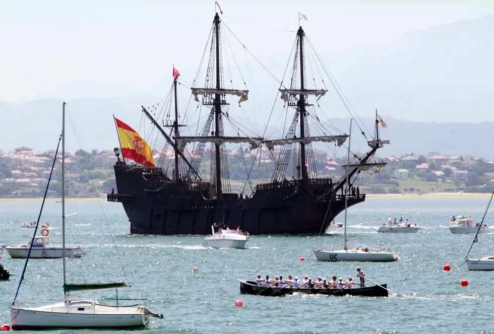 Gale&oacute;n Andaluc&iacute;a en su visita a Santander. / Hardy