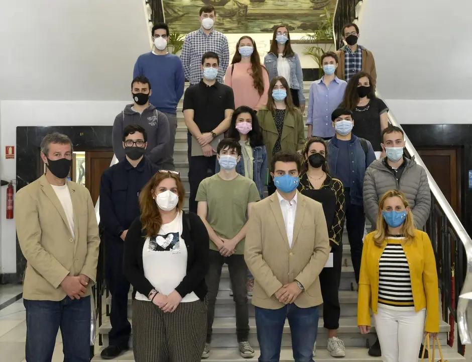 Un total de 17 j&oacute;venes comienzan a trabajar para el Ayuntamiento de Santander con el programa de Corporaciones Locales