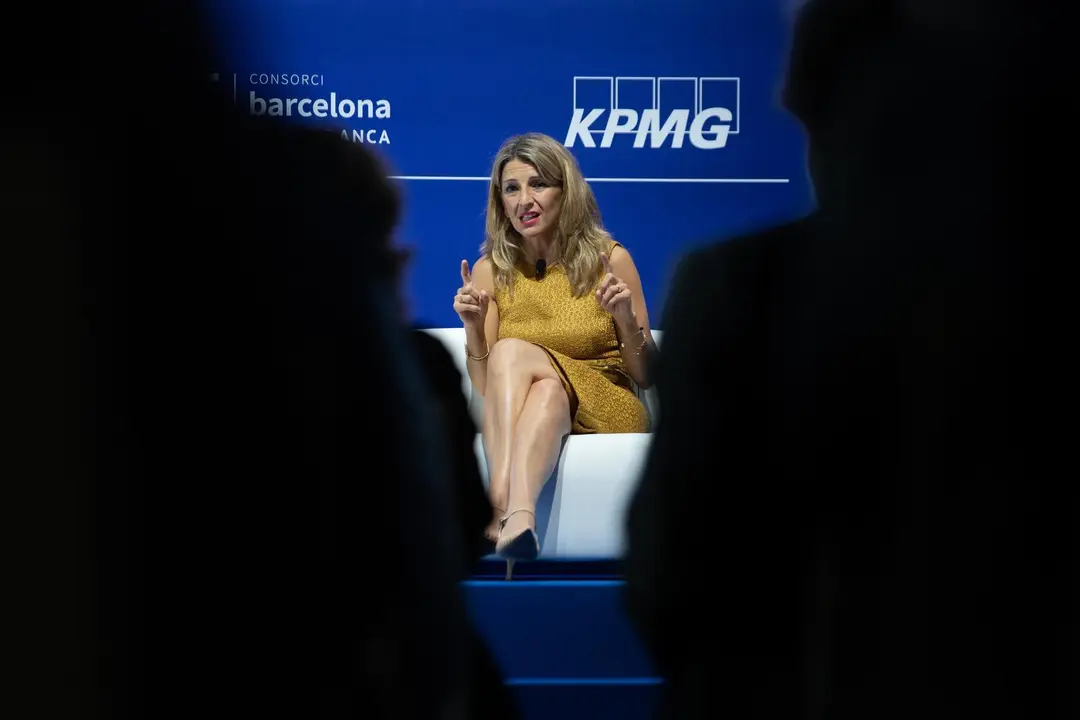 La vicepresidenta tercera del Gobierno y ministra de Trabajo y Econom&iacute;a Social, Yolanda D&iacute;az, interviene en la inauguraci&oacute;n de la segunda jornada de la XXXVI Reuni&oacute;n del Cercle d"Economia, a 17 de junio de 2021, en Barcelona, Catalu&ntilde;a, (Espa&ntilde;a). Las jorna