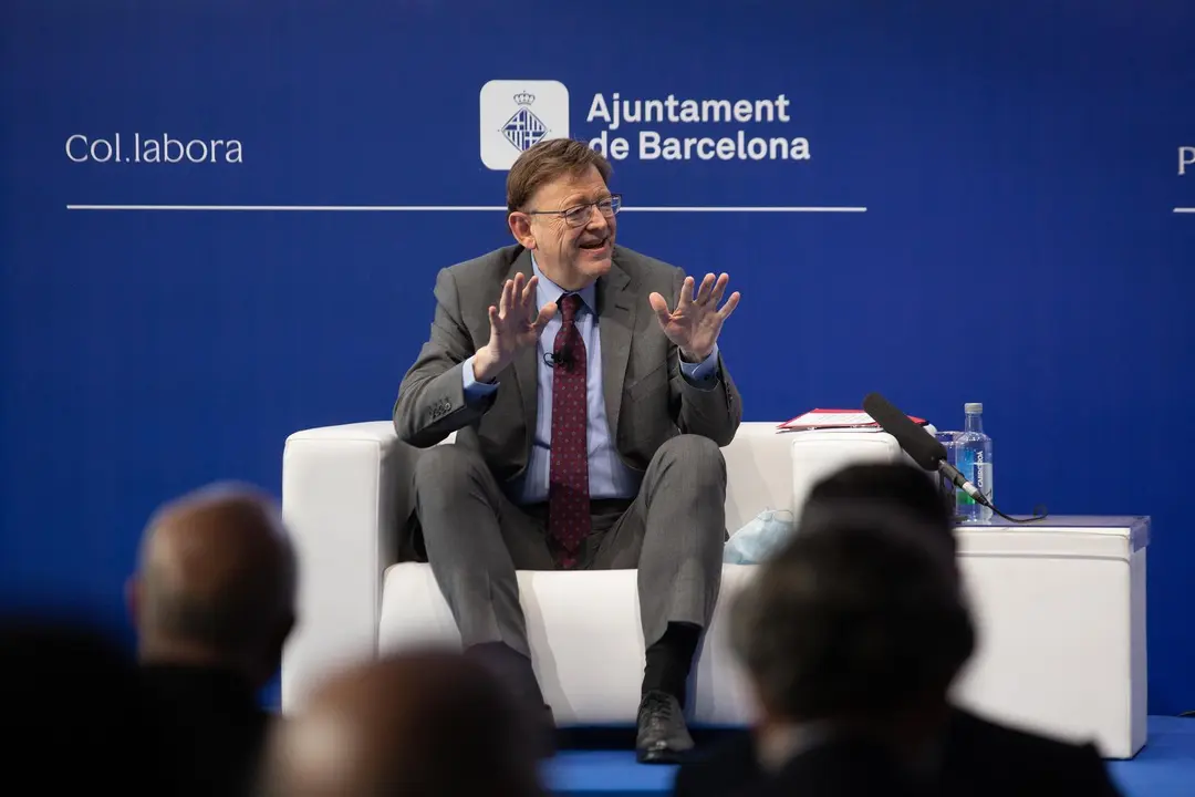 El presidente de la Generalitat, Ximo Puig, interviene en una sesi&oacute;n, bajo el t&iacute;tulo: `El modelo territorial para mejorar la econom&iacute;a espa&ntilde;ola', en la segunda jornada de la XXXVI Reuni&oacute;n del Cercle d"Economia, en el Hotel W de Barcelona, a 17 de junio de 