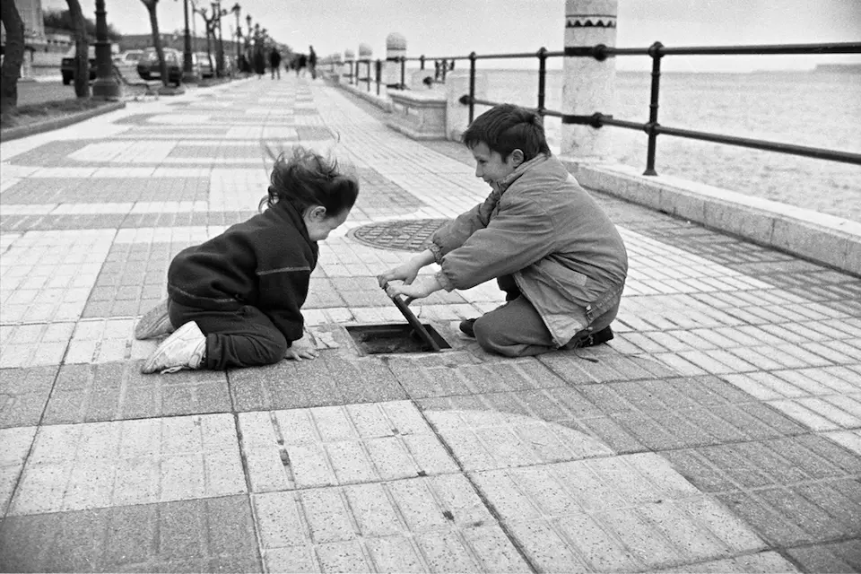 Fotograf&iacute;a de la exposici&oacute;n de Javier Vila, Santander.