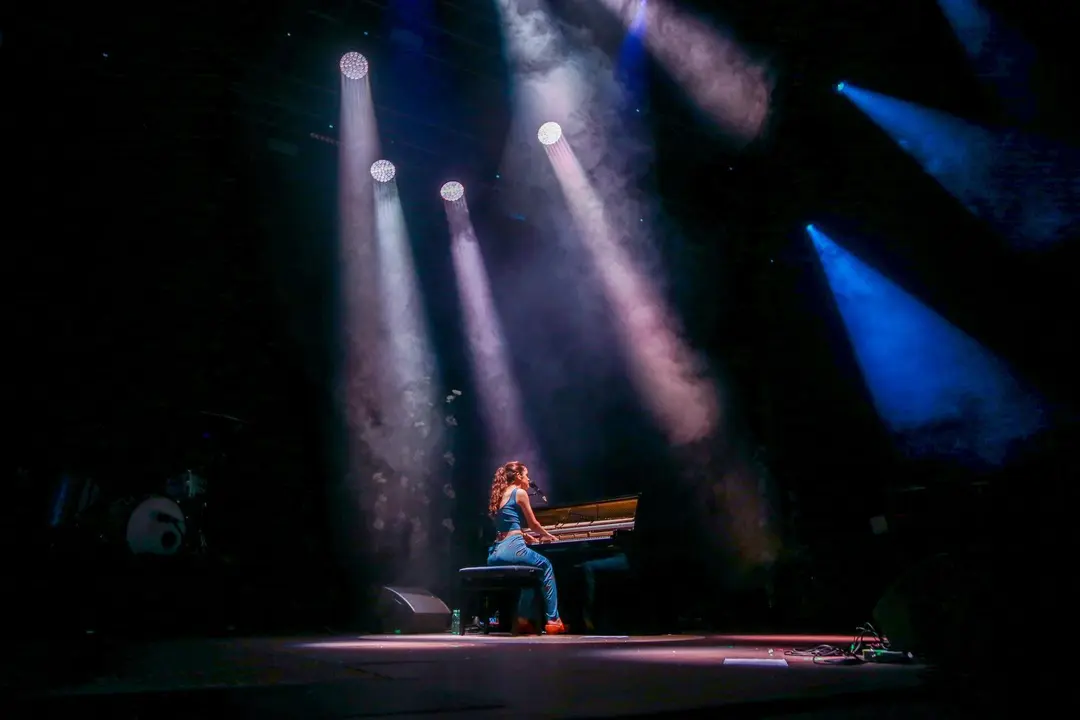 La cantante Amaia Romero act&uacute;a en Las Noches del Bot&aacute;nico 