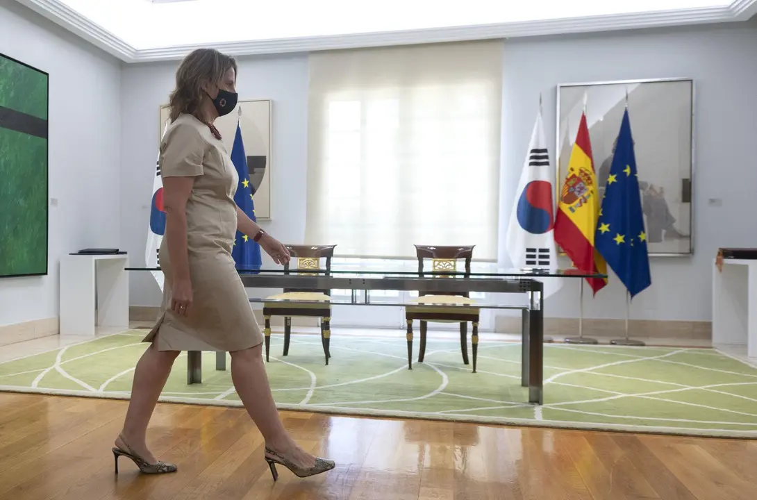 Archivo - La vicepresidenta cuarta del Gobierno y ministra para la Transici&oacute;n Ecol&oacute;gica y el Reto Demogr&aacute;fico, Teresa Ribera