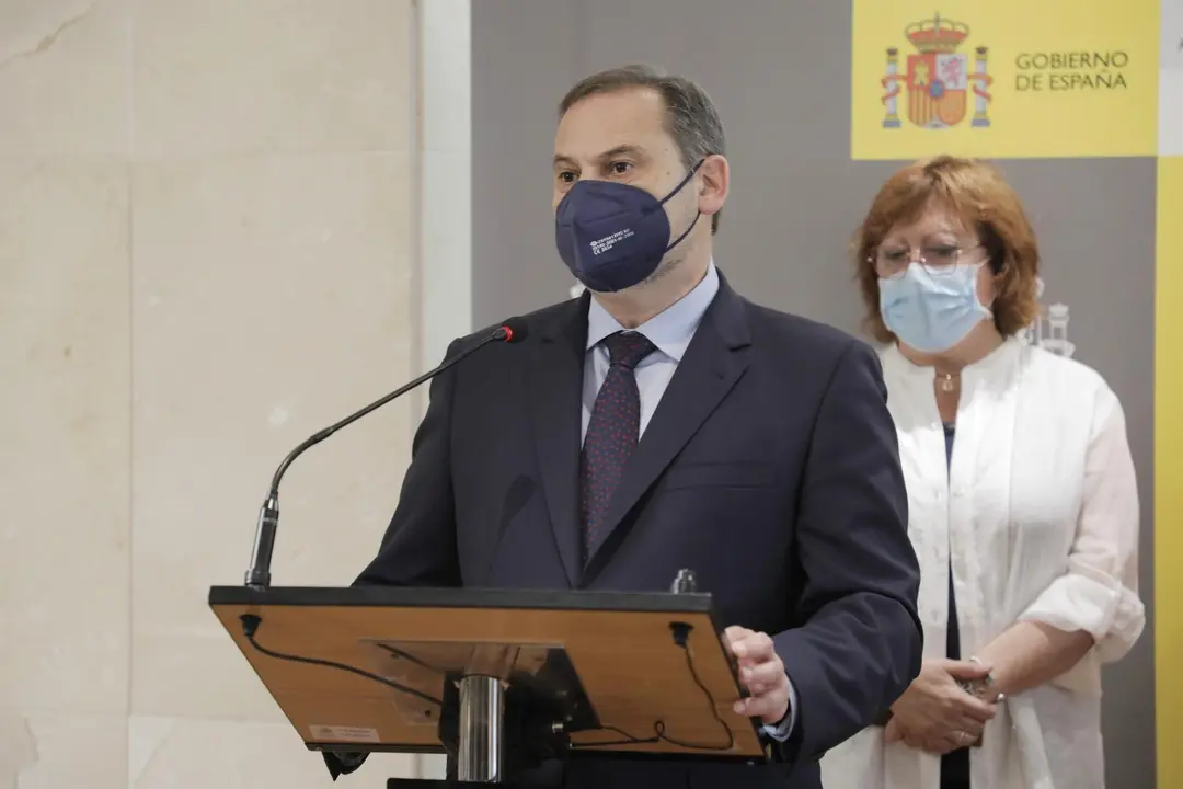 &Aacute;balos en un acto en Alicante
