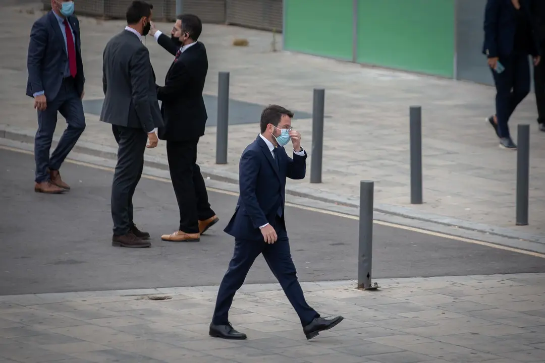 El presidente de la Generalitat, P&egrave;re Aragon&eacute;s, a su llegada al W Barcelona para asistir a una cena inaugural de la XXXVI reuni&oacute;n anual del Cercle D'Econom&iacute;a, a 16 de junio de 2021, en Barcelona, Catalunya (Espa&ntilde;a). Felipe VI protagoniza hoy la primera vi