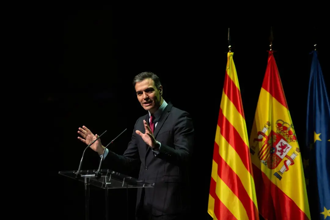 El presidente del Gobierno, Pedro S&aacute;nchez, pronuncia la conferencia 'Reencuentro: un proyecto de futuro para toda Espa&ntilde;a', en el Gran Teatre del Liceu de Barcelona, a 21 de junio de 2021, en Barcelona, Catalunya (Espa&ntilde;a). Durante su intervenci&oacute;n, S&aacute;nchez 