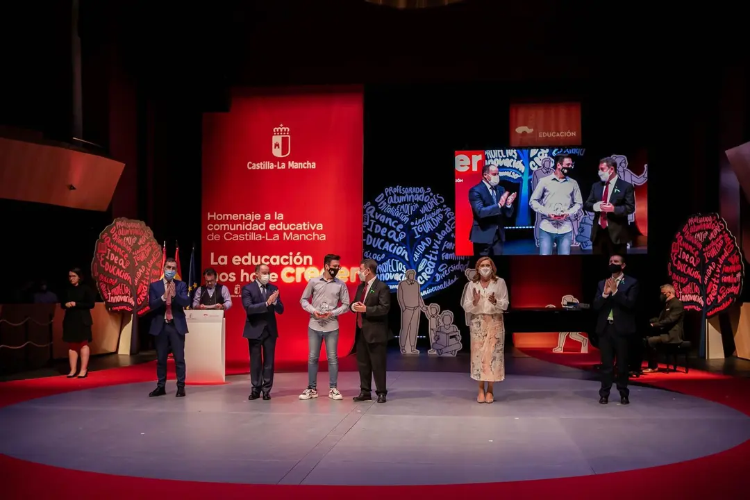 Albacete, 21 de junio de 2021.- El presidente de Castilla-La Mancha, Emiliano Garc&iacute;a-Page, preside la Gala de homenaje a la comunidad educativa de Castilla-La Mancha. (Fotos: D. Esteban Gonz&aacute;lez // JCCM
