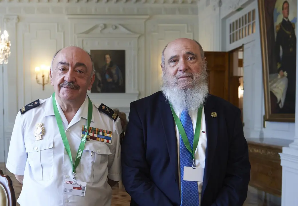22/6/21  SANTANDER
XIV Encuentro Polic&iacute;a Cient&iacute;fica: &iquest;existe el crimen perfecto?
UIMP

Pedro Luis M&eacute;lida, comisario general Polic&iacute;a Cient&iacute;fica y Miguel Cecilio Botella L&oacute;pez catedr&aacute;tico de Antropolog&iacute;a. Universidad de Granada Presidente de la Sociedad Espa&ntilde;ola de Antropolog&iacute;a F&iacute;sica

FOTO: JUAN MANUEL SERRANO ARCE 

