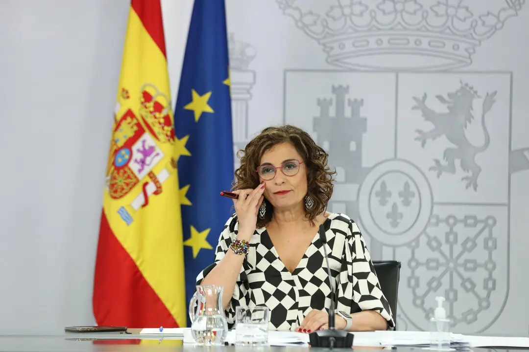 La ministra portavoz, Mar&iacute;a Jes&uacute;s Montero, comparece en r ueda de prensa tras la celebraci&oacute;n del Consejo de Ministros en el que se han aprobado los indultos a los presos independentistas en prisi&oacute;n, a 22 de junio de 2021, en Madrid (Espa&ntilde;a).