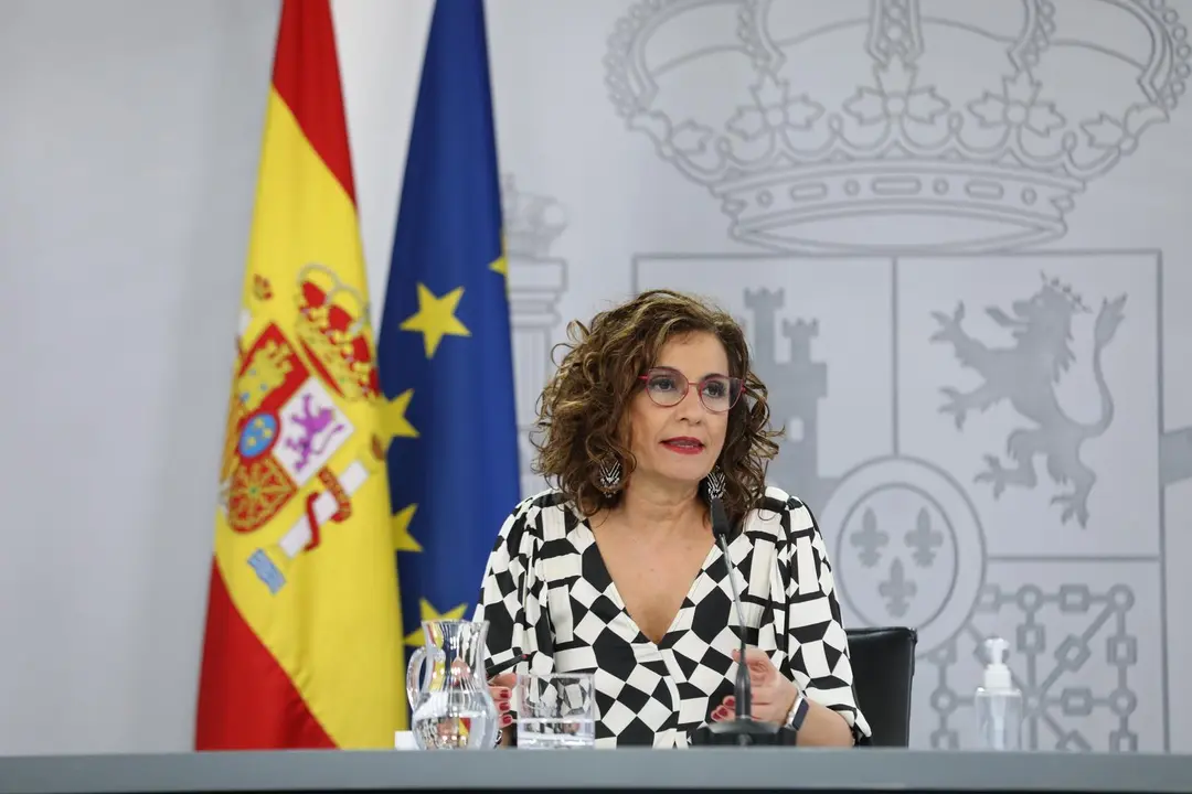 La ministra portavoz, Mar&iacute;a Jes&uacute;s Montero, comparece en r ueda de prensa tras la celebraci&oacute;n del Consejo de Ministros en el que se han aprobado los indultos a los presos independentistas en prisi&oacute;n, a 22 de junio de 2021, en Madrid (Espa&ntilde;a). El Consejo de