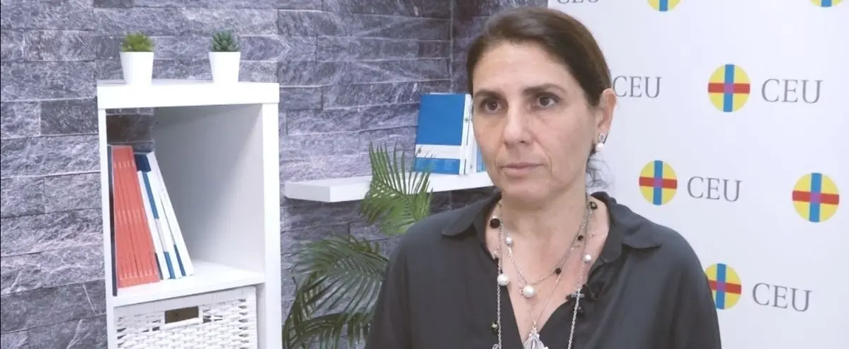 Archivo - La profesora del Grado en Educaci&oacute;n de la Universidad CEU San Pablo, Teresa D&iacute;az T&aacute;rtalo