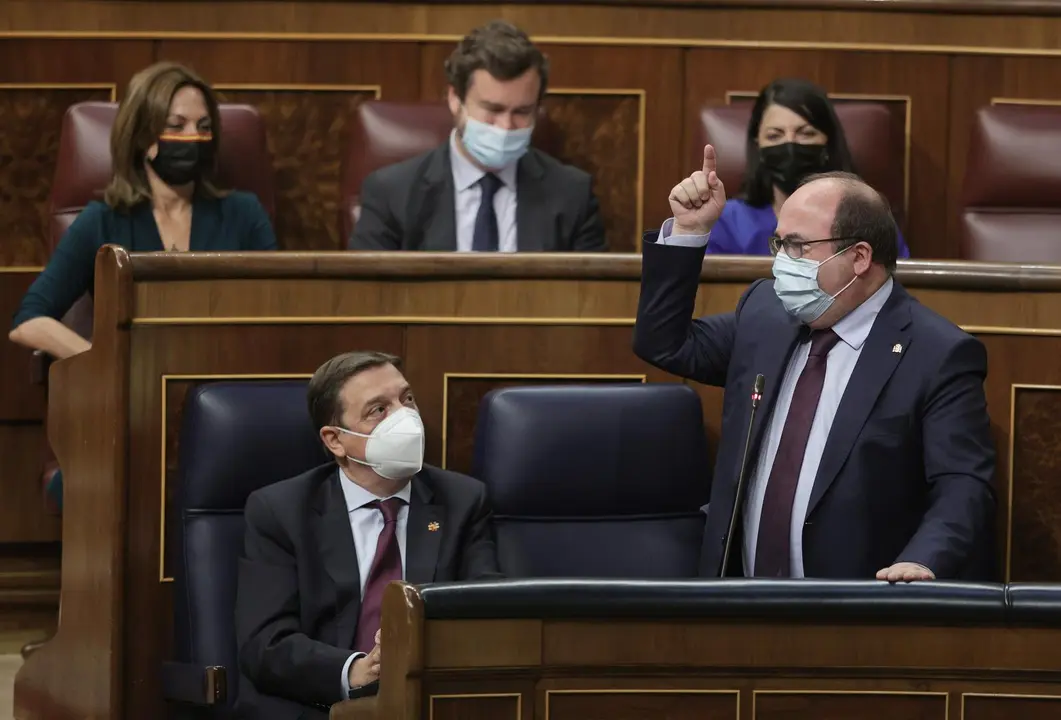 El ministro de Pol&iacute;tica Territorial y Funci&oacute;n P&uacute;blica y primer secretario del PSC, Miquel Iceta, respondiendo a Vox