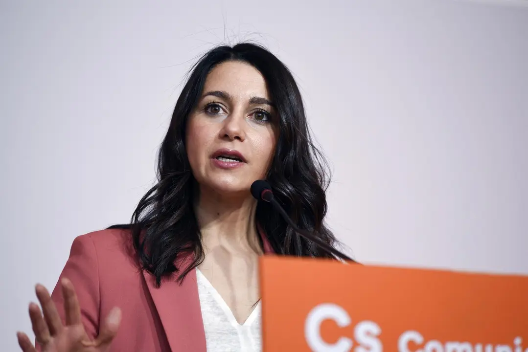 La presidenta de Ciudadanos, In&eacute;s Arrimadas, en una rueda de prensa.