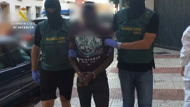 Archivo - La Guardia Civil, en el marco de la operaci&oacute;n 'DUMP', ha detenido a un hombre como presunto autor del homicidio de la mujer cuyo cad&aacute;ver fue encontrado el pasado 27 de septiembre en el vertedero de G&aacute;dor (Almer&iacute;a) cuando trataba de tomar un vuel