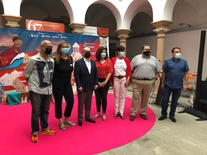 Presentaci&oacute;n del ciclo de cine y de la programaci&oacute;n infantil del Festival de M&eacute;rida.