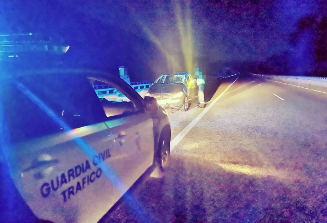 La Guardia Civil intercepta en Ver&iacute;n a un conductor ebrio que circul&oacute; 31 kil&oacute;metros en sentido contrario por la A-52