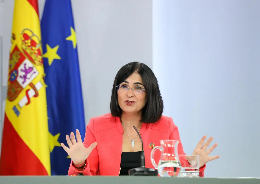 La ministra de Sanidad, Carolina Darias, comparece en rueda de prensa posterior al Consejo de Ministros extraordinario en Moncloa, a 24 de junio de 2021, en Madrid (Espa&ntilde;a). El Consejo de Ministros extraordinario de este jueves ha aprobado la eliminaci&oacute;n 