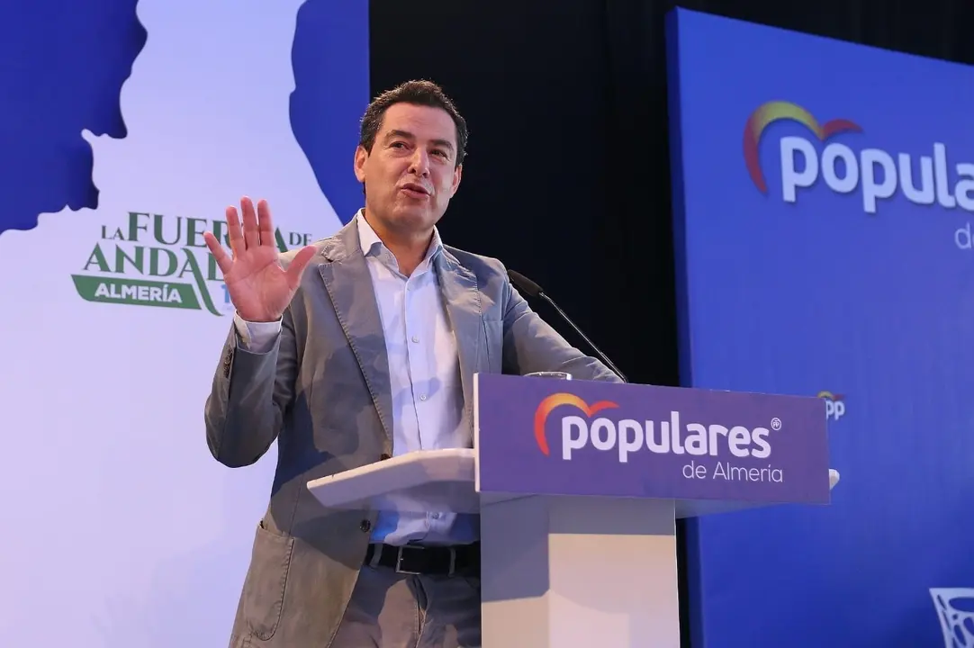 Juanma Moreno interviene en la clausura del XIV Congreso Provincial del PP de Almer&iacute;a