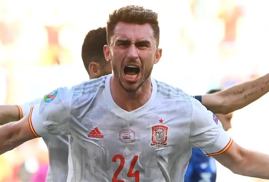 Aymeric Laporte of Spain celebrates after scoring the team's second goal during the UEFA EURO 2020 group E preliminary round soccer match between Slovakia and Spain in Seville, Spain, 23 June 2021. (Eslovaquia, Espa&ntilde;a, Sevilla) EFE/EPA/David Ramos / POOL (RESTRICTIONS: For editorial news reporting purposes only. Images must appear as still images and must not emulate match action video footage. Photographs published in online publications shall have an interval of at least 20 seconds between the posting.)