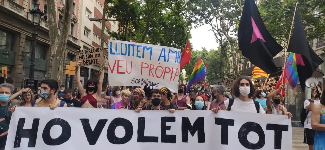 Manifestaci&oacute;n en Barcelona por "la liberaci&oacute;n sexual y de g&eacute;nero"