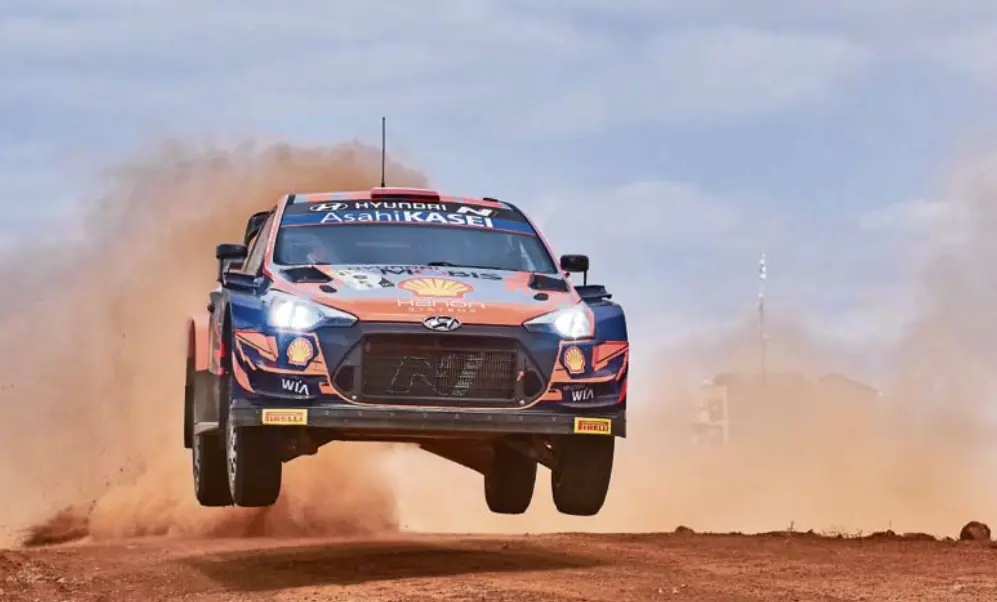 Dani Sordo, d&eacute;cimo tercero en Kenia; Neuville lidera el Rallye
