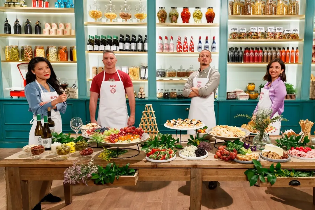 Archivo - Concursantes de 'MasterChef 9'.