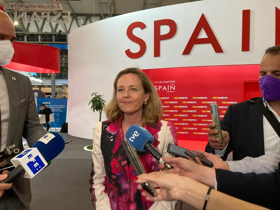 La vicepresidenta segunda del Gobierno y ministra de Asuntos Econ&oacute;micos y Transformaci&oacute;n Digital, Nadia Calvi&ntilde;o,
