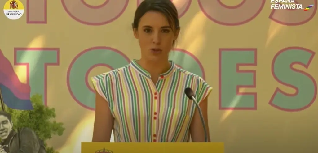 Archivo - La ministra de Igualdad, Irene Montero, en el acto por el Orgullo LGTBI 2021