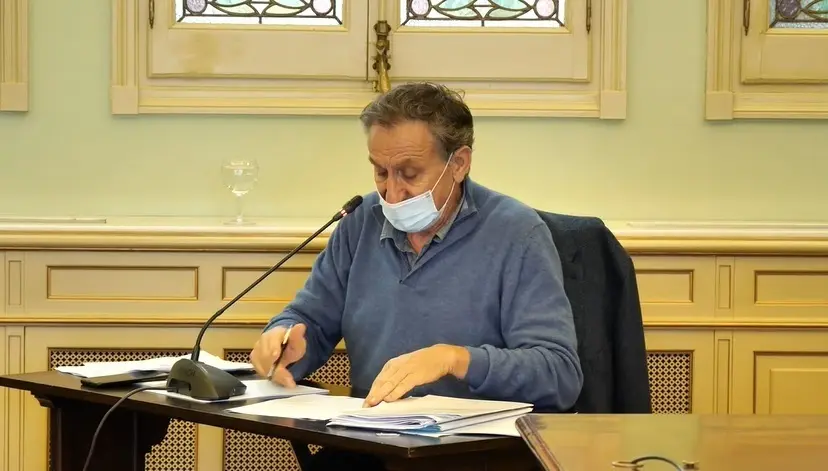 Archivo - El director de Oficina Balear de la Infancia y la Adolescencia, Seraf&iacute;n Carballo, en una comparecencia parlamentaria en la Comisi&oacute;n de Asuntos Sociales, Derechos Humanos y Deportes.