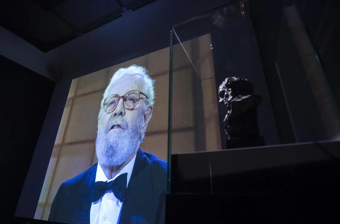 Una estatuilla de Goya en la exposici&oacute;n &ldquo;Berlanguiano, Luis Garc&iacute;a Berlanga (1921-2021)&rdquo;, durante el d&iacute;a de su inauguraci&oacute;n en la Real Academia de Bellas Artes de San Fernando, a 9 de junio de 2021, en Madrid (Espa&ntilde;a). 