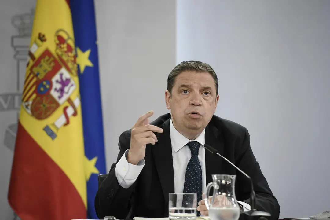 El ministro de Agricultura, Pesca y Alimentaci&oacute;n, Luis Planas, comparece en rueda de prensa posterior al Consejo de Ministros en Moncloa, a 1 de junio de 2021, en Madrid, (Espa&ntilde;a).