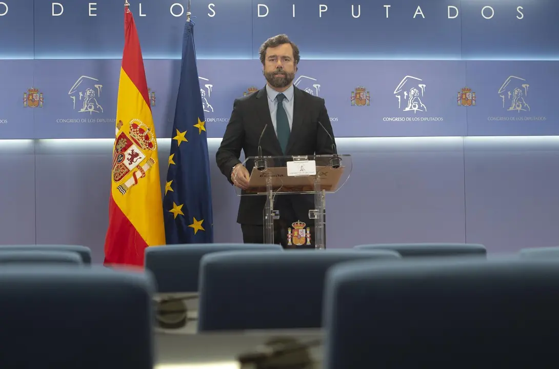 El portavoz parlamentario de Vox, Iv&aacute;n Espinosa de los Monteros, en rueda de prensa 