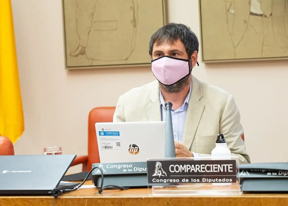 El director general de Residuos y Educaci&oacute;n Ambiental, Sebasti&aacute;n Sans&oacute;