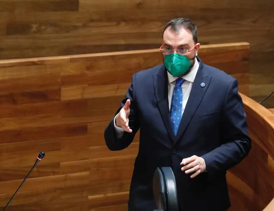 El presidente del Principado, Adri&aacute;n Barb&oacute;n.