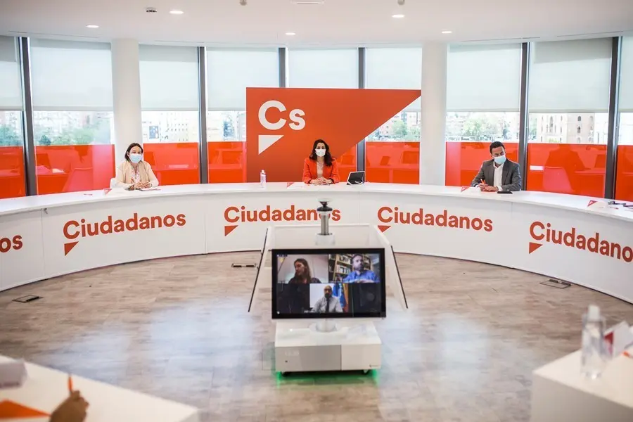 Archivo - La l&iacute;der de Ciudadanos, In&eacute;s Arrimadas, presidiendo una reuni&oacute;n del Comit&eacute; Permanente del partido.