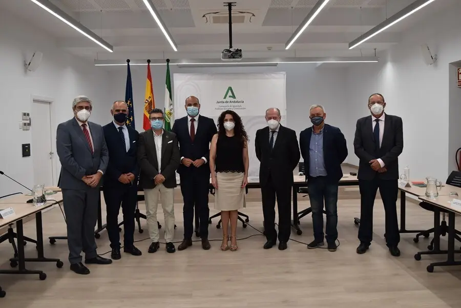 Andaluc&iacute;a pide al Gobierno central cambios en la gesti&oacute;n del Ingreso M&iacute;nimo Vital