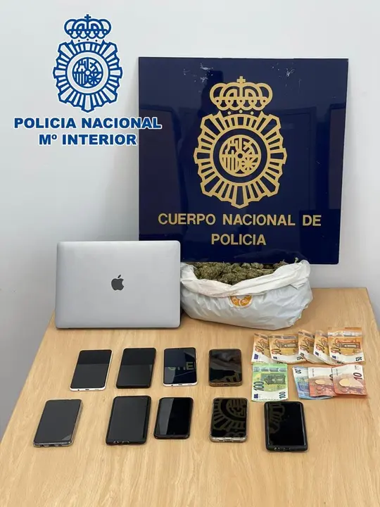 Detenidos los responsables de un grupo que extorsionaba a usuarios de webs de contactos sexuales