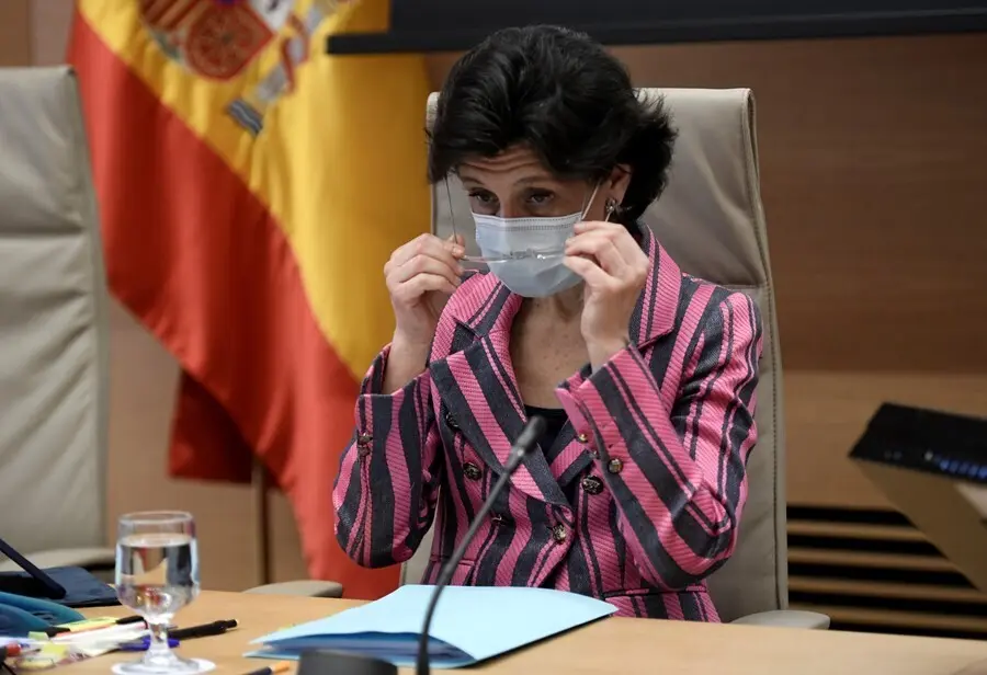 Archivo - La presidenta del Tribunal de Cuentas, Mar&iacute;a Jos&eacute; de la Fuente y de la Calle, a su llegada a la Comisi&oacute;n Mixta para las Relaciones con el Tribunal de Cuentas