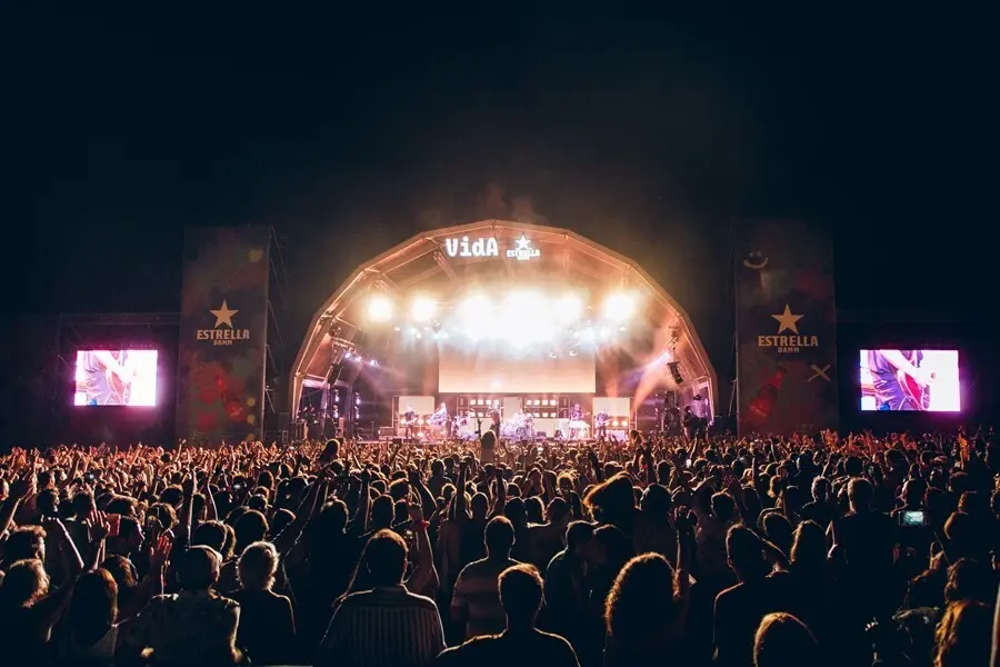 Actuaci&oacute;n del Festival Vida 2021 de Vilanova i la Geltr&uacute; (Barcelona)