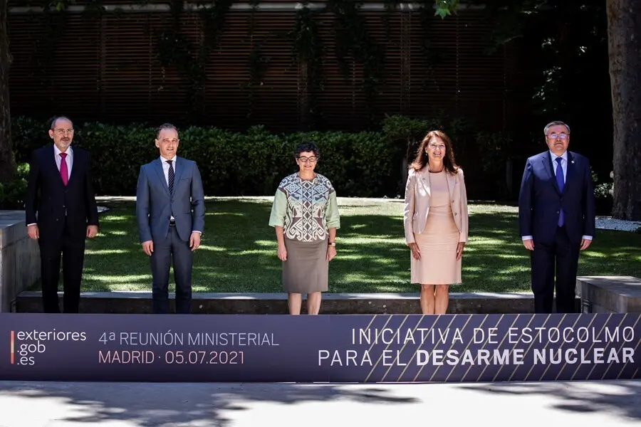Los ministros de Exteriores de Jordania, Alemania, Espa&ntilde;a, Suecia y Kazajist&aacute;n en la cuarta reuni&oacute;n ministerial de la Iniciativa de Estocolmo para el Desarme Nuclear celebrada en Madrid