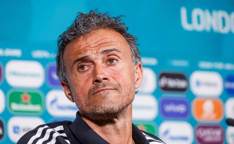 El seleccionador espa&ntilde;ol de f&uacute;tbol, Luis Enrique Mart&iacute;nez, durante la rueda de prensa ofrecida este lunes en Londres, en la v&iacute;spera del partido de semifinales de la Euro 2020 que les enfrenta a Italia. EFE