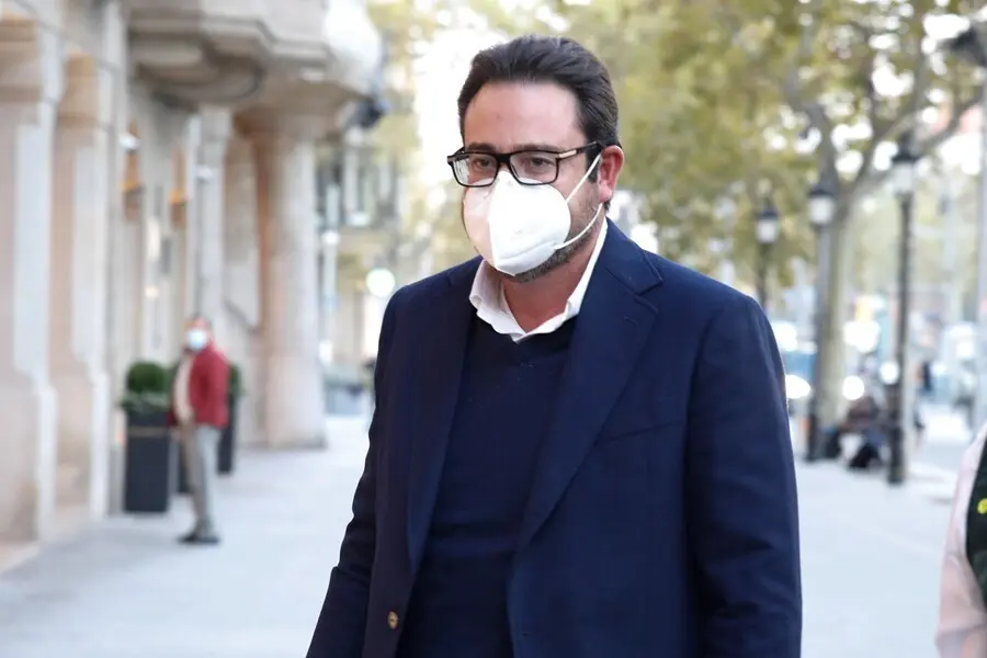 Archivo - El empresario David Mad&iacute; llega a su despacho de Aguas de Catalu&ntilde;a, que ser&aacute; registrado, en Barcelona, Catalunya (Espa&ntilde;a), a 28 de octubre de 2020.