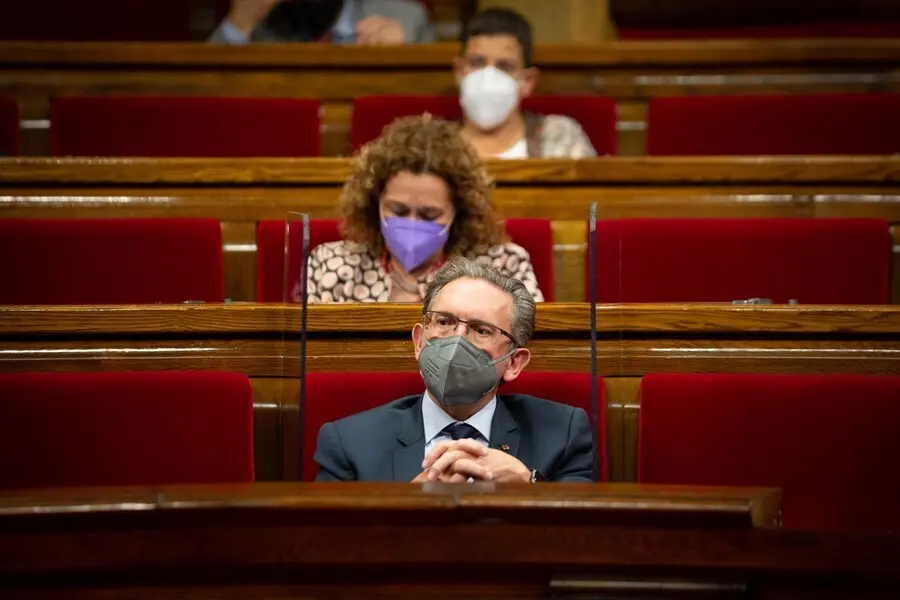 Archivo - El conseller de Econom&iacute;a, Jaume Gir&oacute;, en la primera sesi&oacute;n de control del nuevo Ejecutivo, a 2 de junio de 2021, en el Parlament de Catalunya, Barcelona, (Espa&ntilde;a). Durante esta sesi&oacute;n, marcada por la presentaci&oacute;n de los miembros de su nuevo Gove