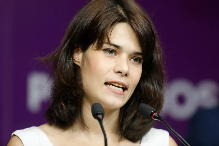 La exportavoz de Podemos en la Asamblea de Madrid Isa Serra interviene en una rueda de prensa tras conocer que el Supremo ratifica su condena a 19 meses de c&aacute;rcel, a 5 de julio de 2021, en Madrid, (Espa&ntilde;a). 