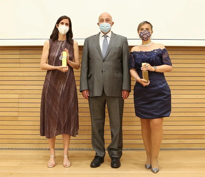Las cient&iacute;ficas Ana Tajadura-Jim&eacute;nez y Guadalupe Sabio, premios Fundaci&oacute;n Banco Sabadell