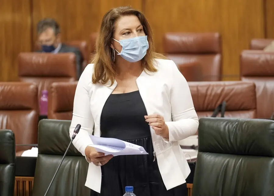 La consejera de Agricultura, Ganader&iacute;a, Pesca y Desarrollo Sostenible, Carmen Crespo.
