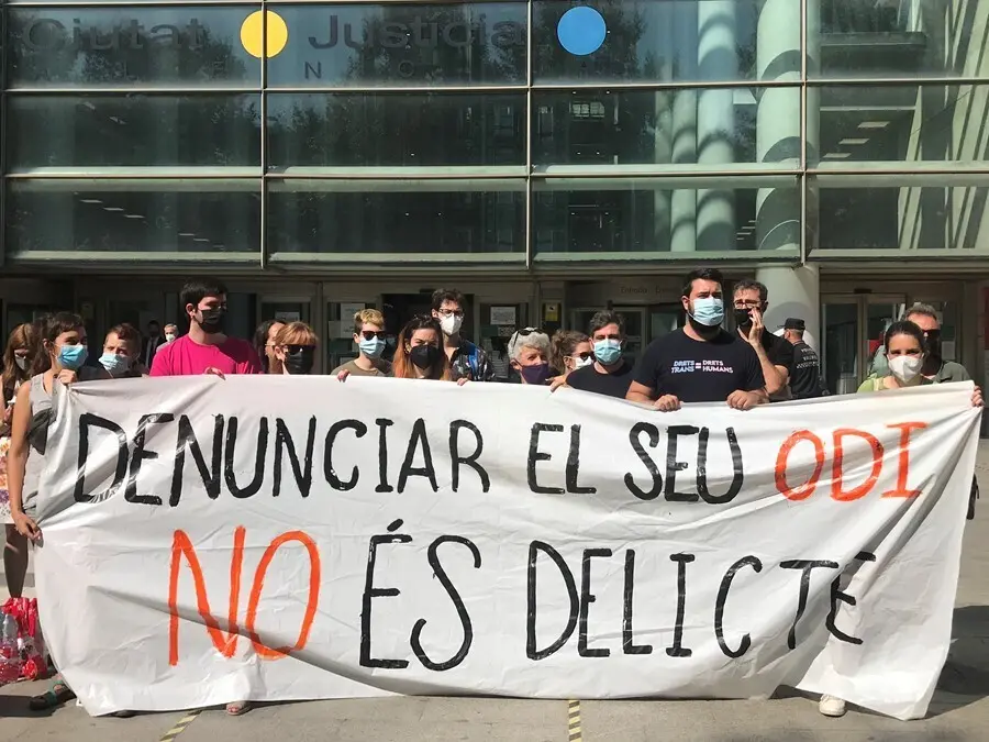 Juzgan a tres personas por los incidentes registrados por la llegada del autob&uacute;s de Hazte O&iacute;r a Val&egrave;ncia en marzo de 2019